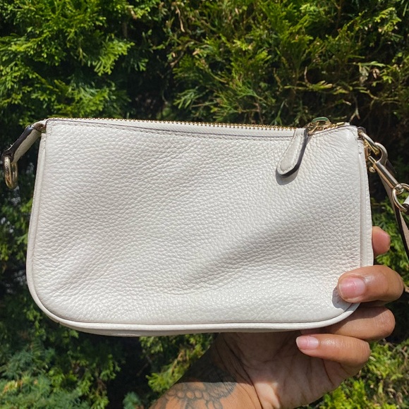 ❌SOLD ❌Coach Nolita 19’ - Picture 2 of 4